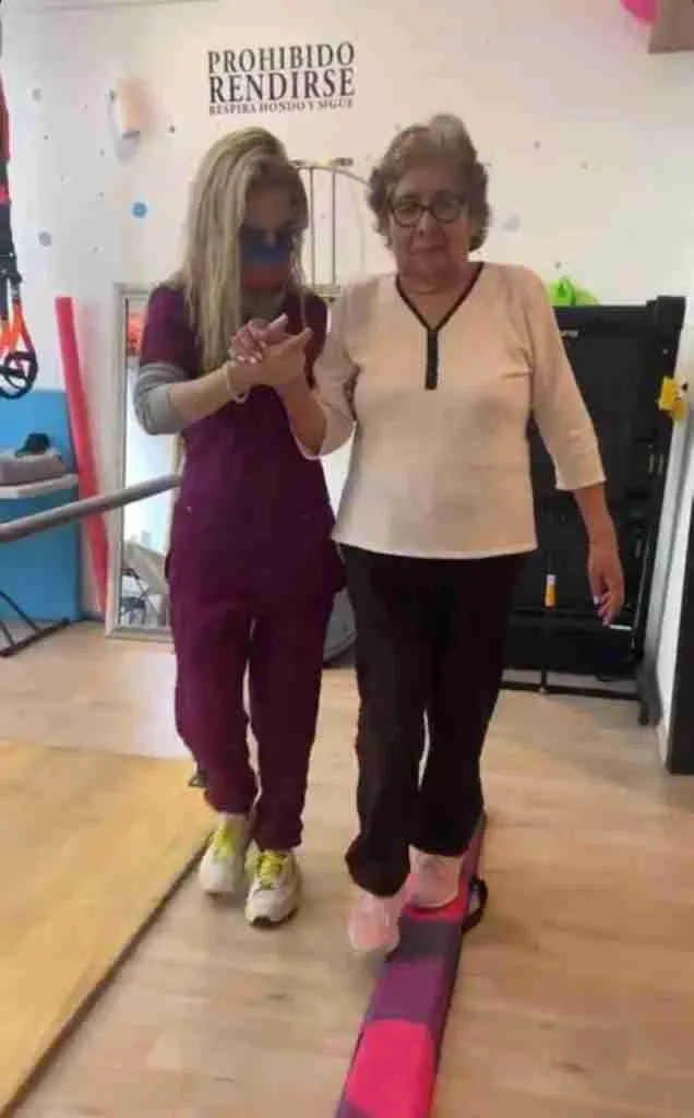 Prevención de Caídas en Adultos Mayores